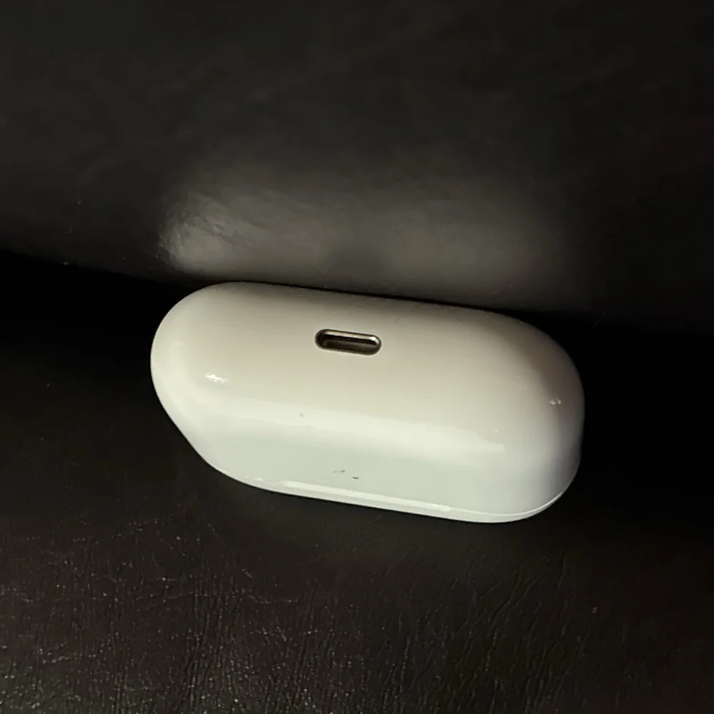 Apple airpods pro